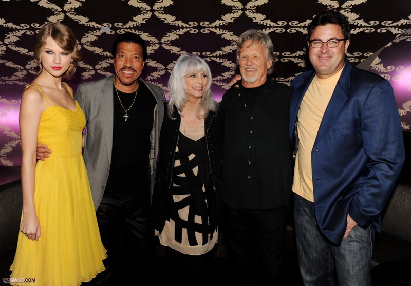 Taylor Swift at Country Music Hall of Fame & Museum's "All For The Hall" — photo 69