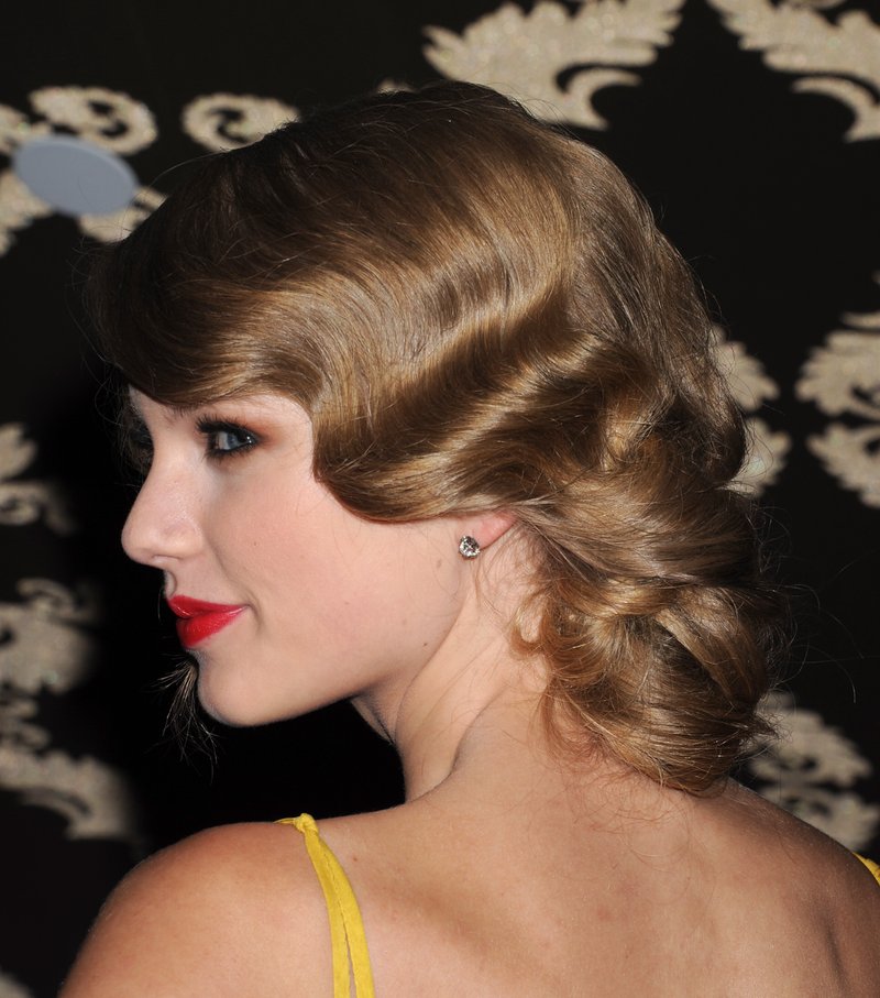 Taylor Swift at Country Music Hall of Fame & Museum's "All For The Hall" — photo 144