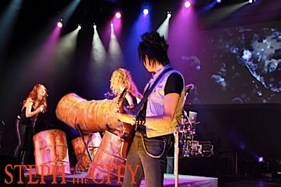 Taylor Swift at 2010 Country Radio Seminar — photo 35