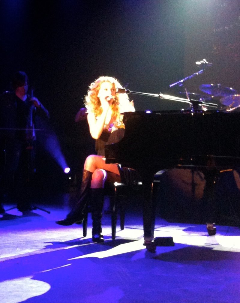 Taylor Swift at 2010 Country Radio Seminar — photo 84