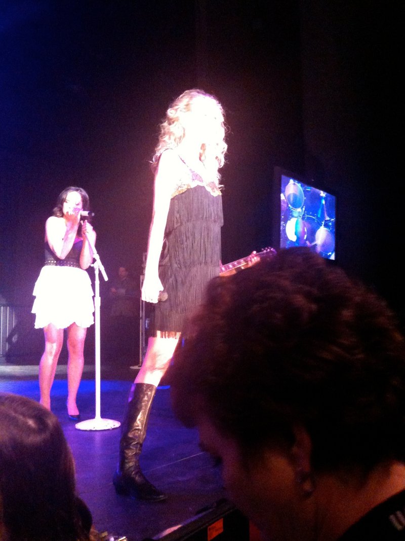 Taylor Swift at 2010 Country Radio Seminar — photo 93