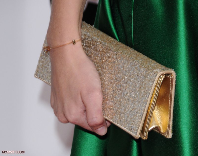 Taylor Swift at "Easy A" Los Angeles Premiere — photo 35