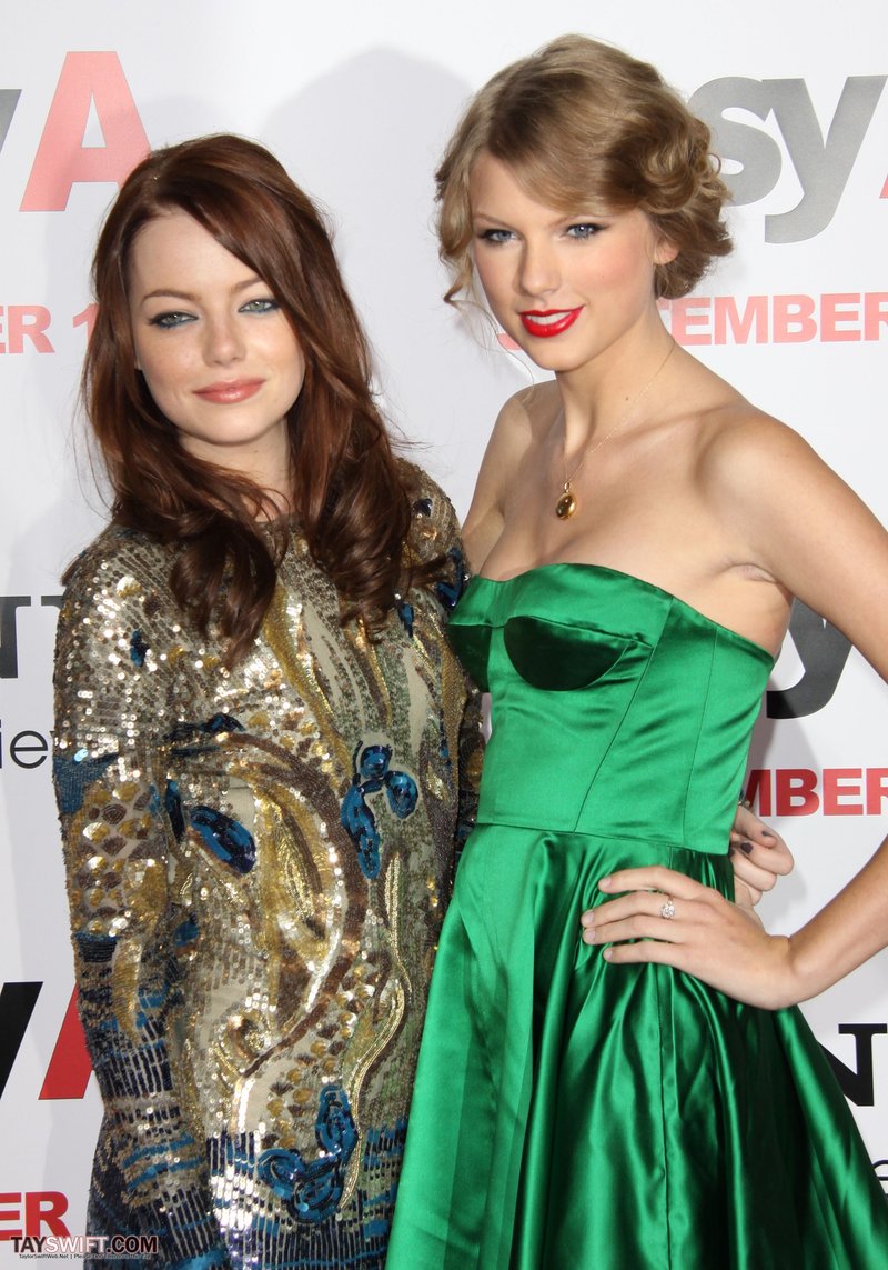 Taylor Swift at "Easy A" Los Angeles Premiere — photo 79