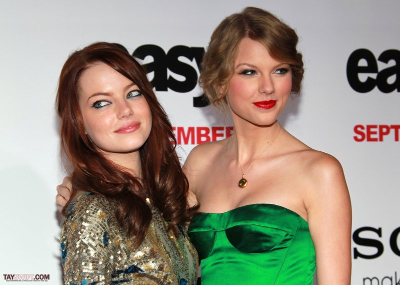 Taylor Swift at "Easy A" Los Angeles Premiere — photo 203