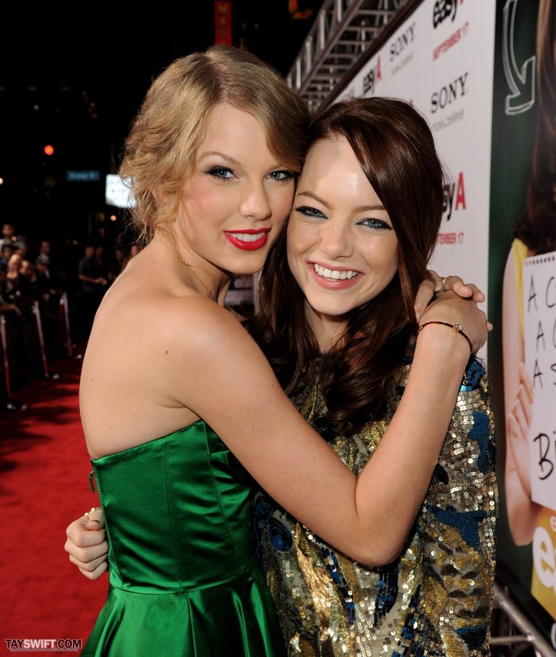 Taylor Swift at "Easy A" Los Angeles Premiere — photo 225
