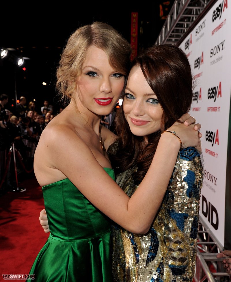 Taylor Swift at "Easy A" Los Angeles Premiere — photo 230