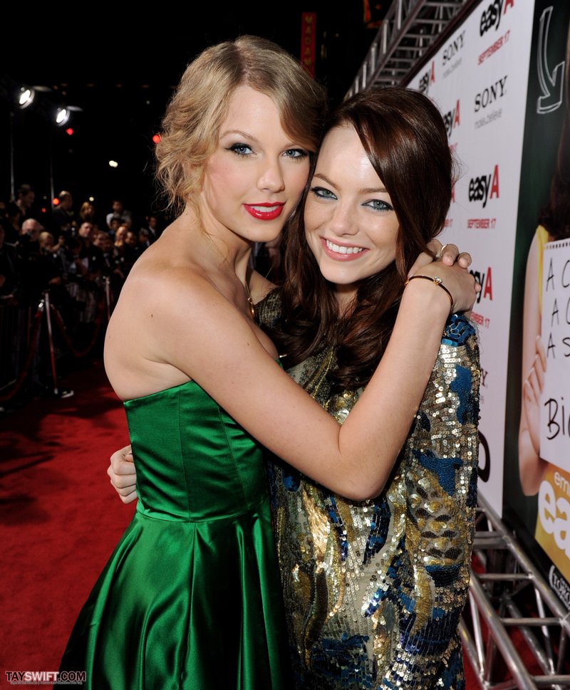 Taylor Swift at "Easy A" Los Angeles Premiere — photo 231