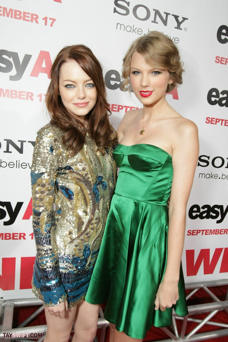 Taylor Swift at "Easy A" Los Angeles Premiere — photo 277