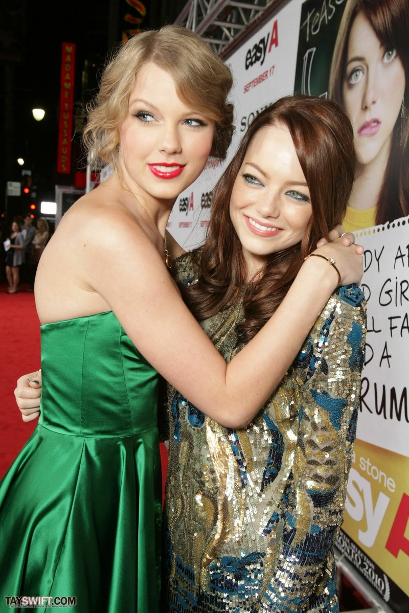 Taylor Swift at "Easy A" Los Angeles Premiere — photo 278