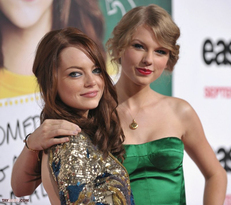 Taylor Swift at "Easy A" Los Angeles Premiere — photo 344