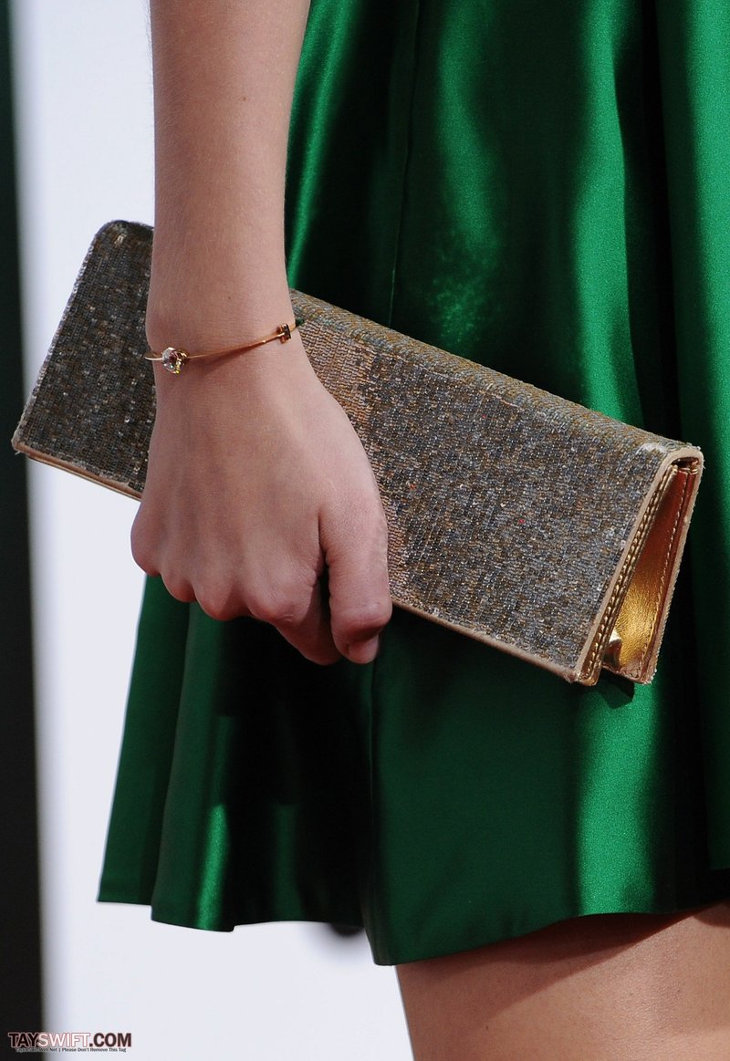 Taylor Swift at "Easy A" Los Angeles Premiere — photo 388