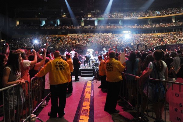 Taylor Swift at Taylor Swift's 13 Hour Meet & Greet — photo 48