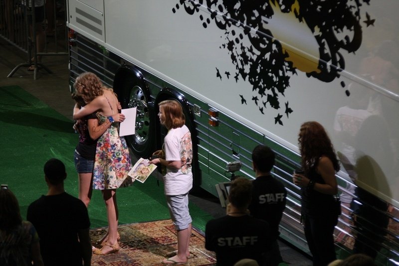 Taylor Swift at Taylor Swift's 13 Hour Meet & Greet — photo 130