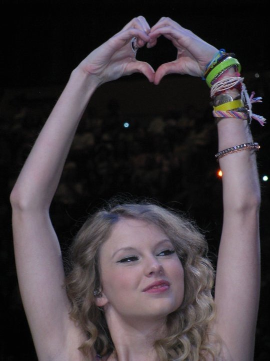 Taylor Swift at Taylor Swift's 13 Hour Meet & Greet — photo 187