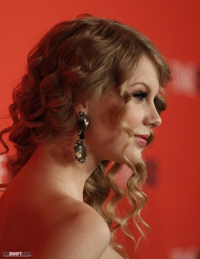 Taylor Swift at Time's 100 Most Influential People in the World Gala — photo 96