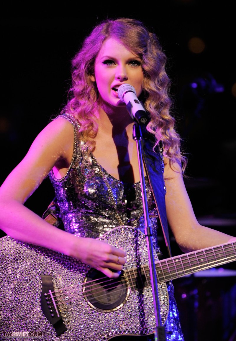 Taylor Swift at Time's 100 Most Influential People in the World Gala — photo 109