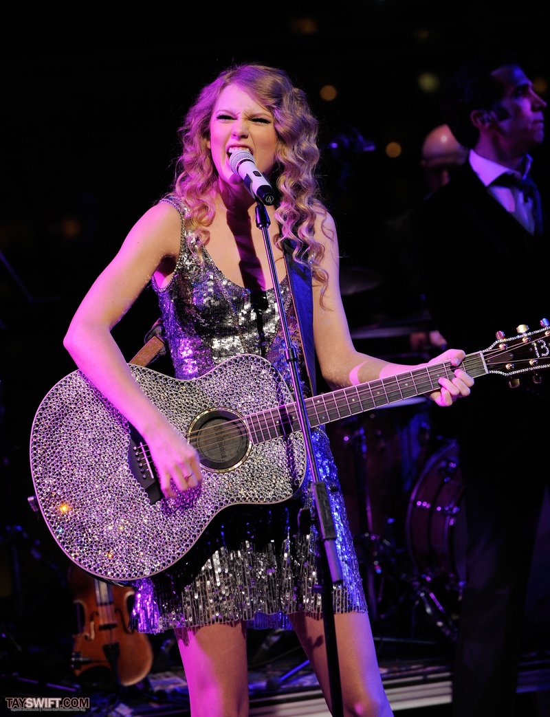 Taylor Swift at Time's 100 Most Influential People in the World Gala — photo 111