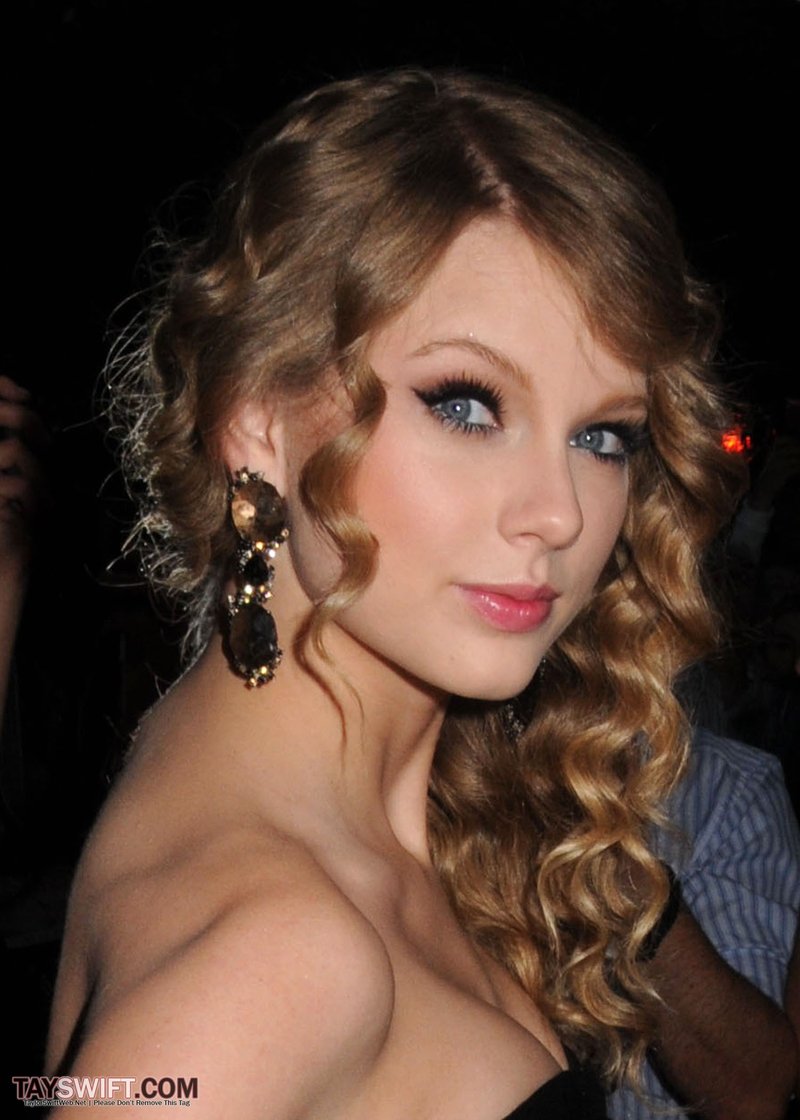 Taylor Swift at Time's 100 Most Influential People in the World Gala — photo 160