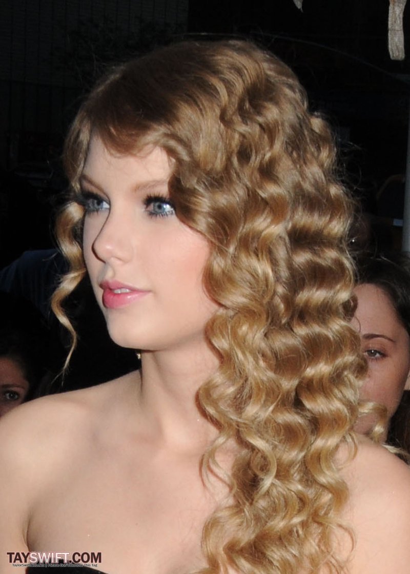 Taylor Swift at Time's 100 Most Influential People in the World Gala — photo 172