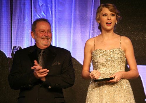 Taylor Swift at 41st Nashville Songwriters Hall Of Fame Induction Ceremony — photo 21