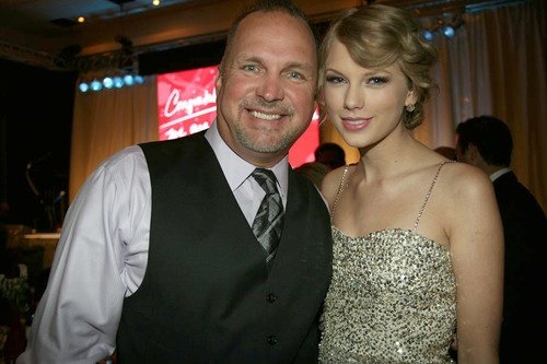 Taylor Swift at 41st Nashville Songwriters Hall Of Fame Induction Ceremony — photo 23