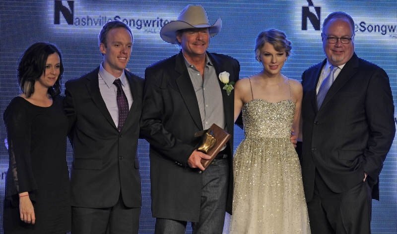 Taylor Swift at 41st Nashville Songwriters Hall Of Fame Induction Ceremony — photo 28