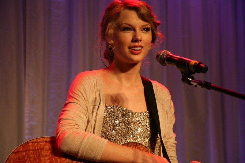 Taylor Swift at 41st Nashville Songwriters Hall Of Fame Induction Ceremony — photo 50