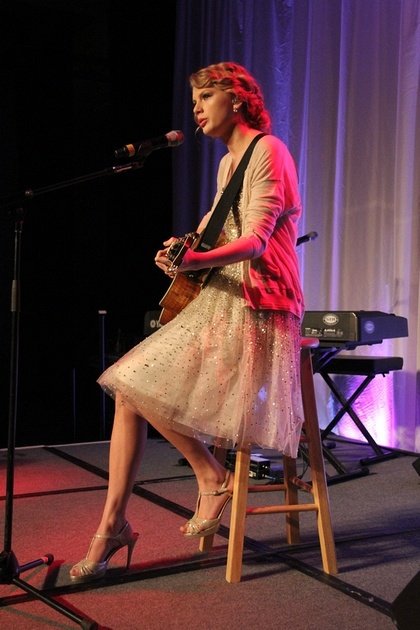 Taylor Swift at 41st Nashville Songwriters Hall Of Fame Induction Ceremony — photo 61