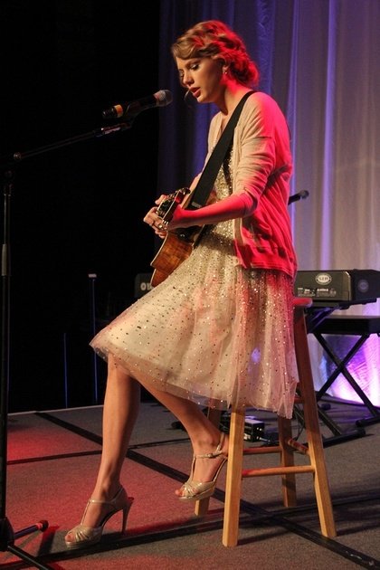 Taylor Swift at 41st Nashville Songwriters Hall Of Fame Induction Ceremony — photo 64