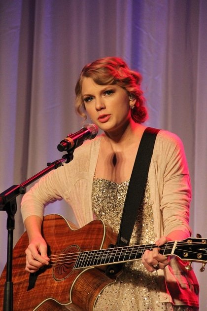 Taylor Swift at 41st Nashville Songwriters Hall Of Fame Induction Ceremony — photo 74