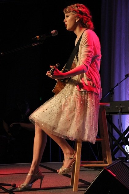 Taylor Swift at 41st Nashville Songwriters Hall Of Fame Induction Ceremony — photo 78