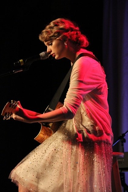 Taylor Swift at 41st Nashville Songwriters Hall Of Fame Induction Ceremony — photo 88