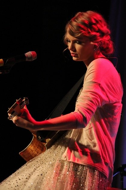 Taylor Swift at 41st Nashville Songwriters Hall Of Fame Induction Ceremony — photo 95