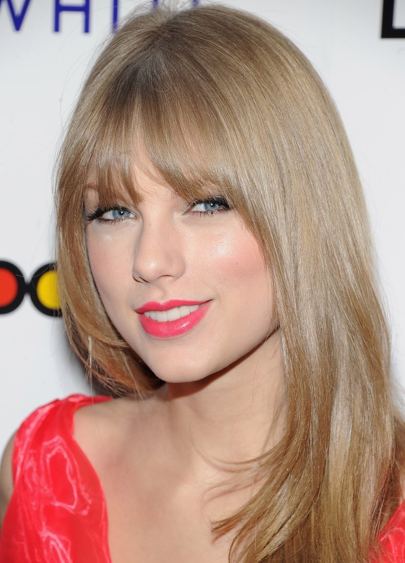 Taylor Swift at Billboard Women In Music — photo 16