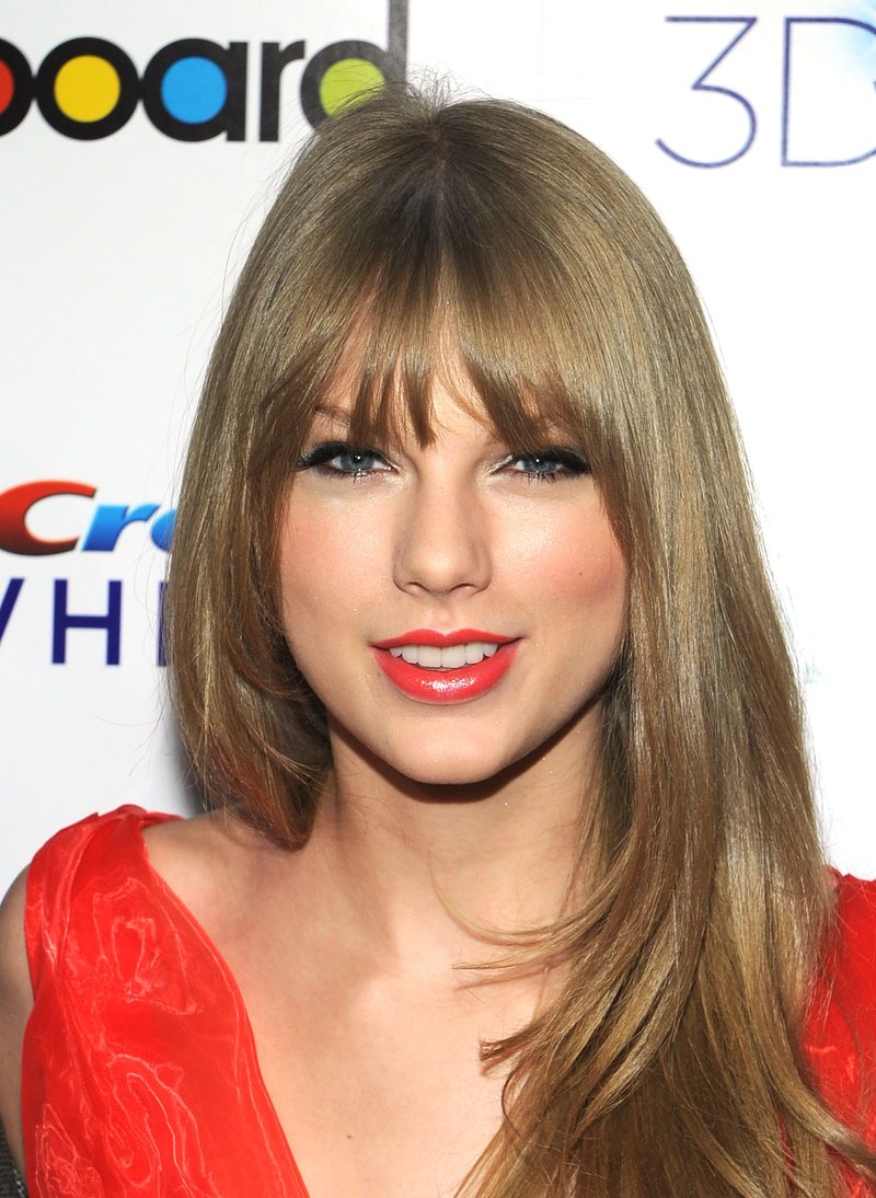 Taylor Swift at Billboard Women In Music — photo 38