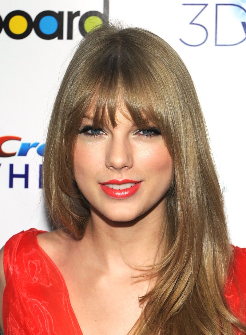 Taylor Swift at Billboard Women In Music — photo 39