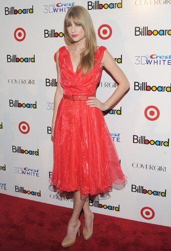 Taylor Swift at Billboard Women In Music — photo 54