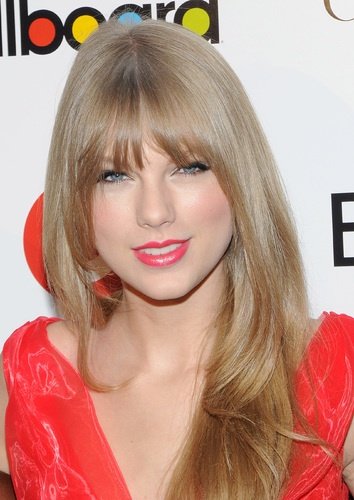 Taylor Swift at Billboard Women In Music — photo 55