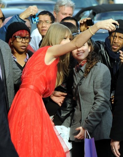 Taylor Swift at Billboard Women In Music — photo 65