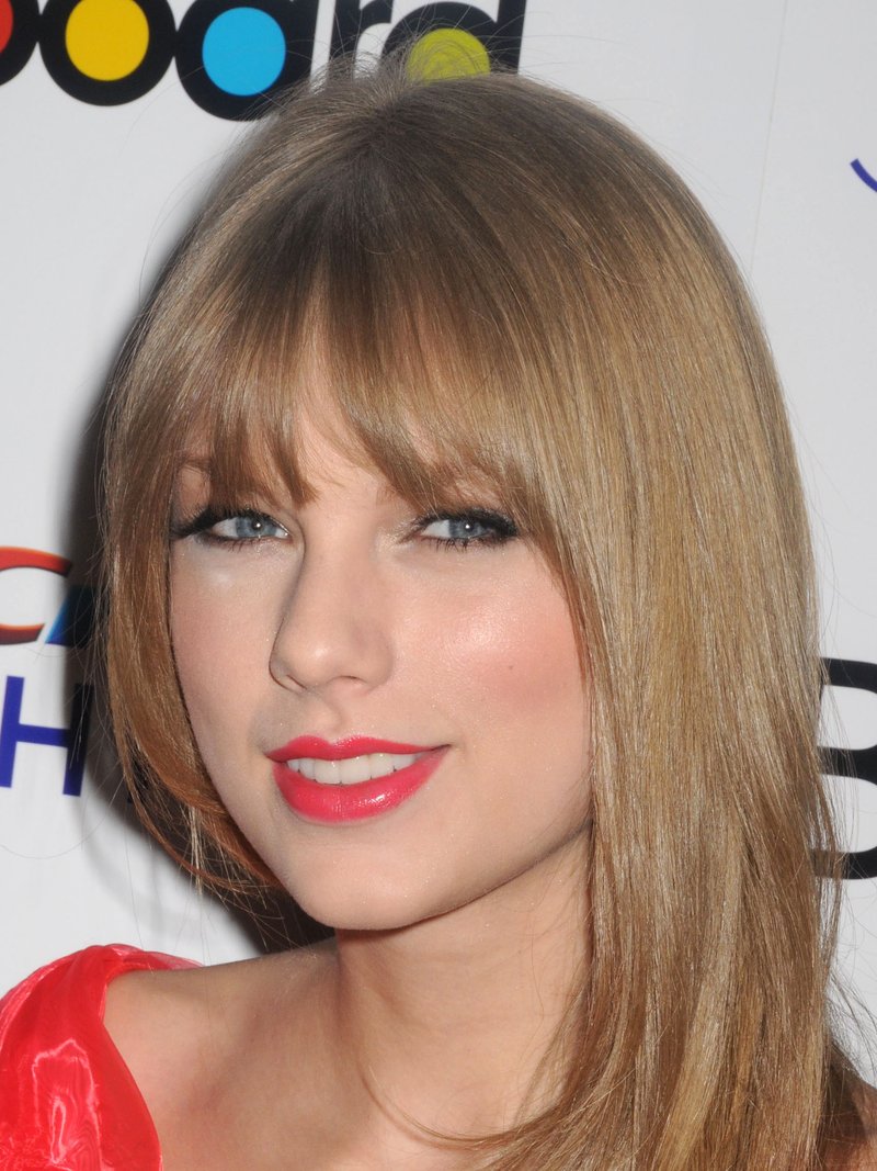 Taylor Swift at Billboard Women In Music — photo 150