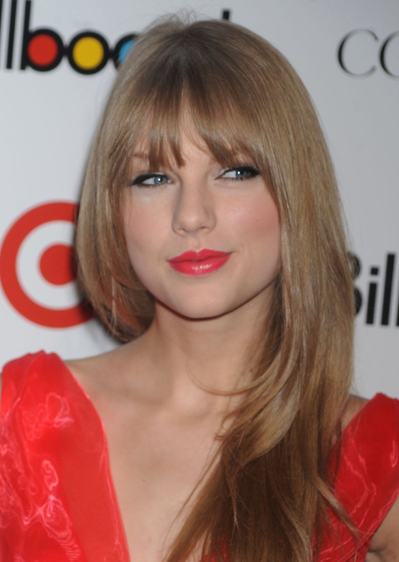 Taylor Swift at Billboard Women In Music — photo 202