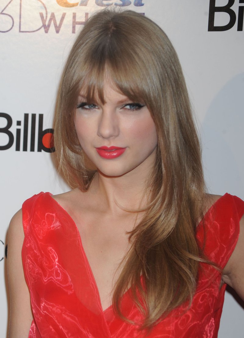 Taylor Swift at Billboard Women In Music — photo 205