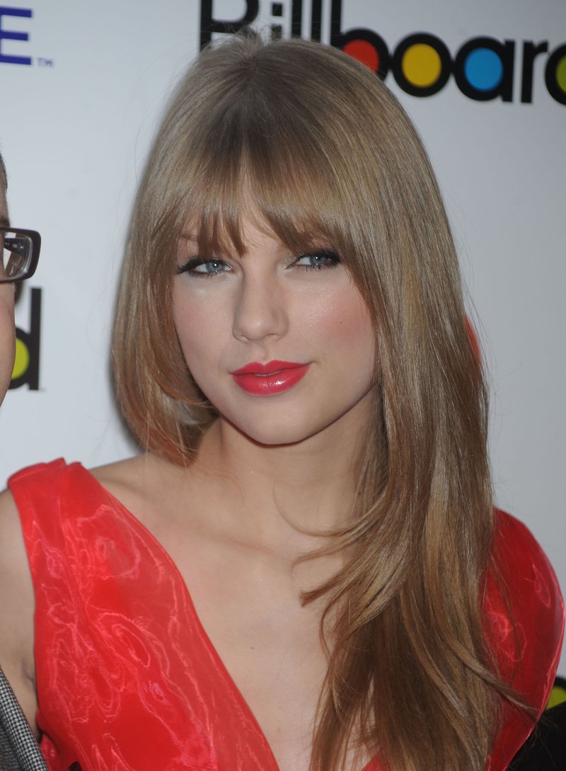 Taylor Swift at Billboard Women In Music — photo 207