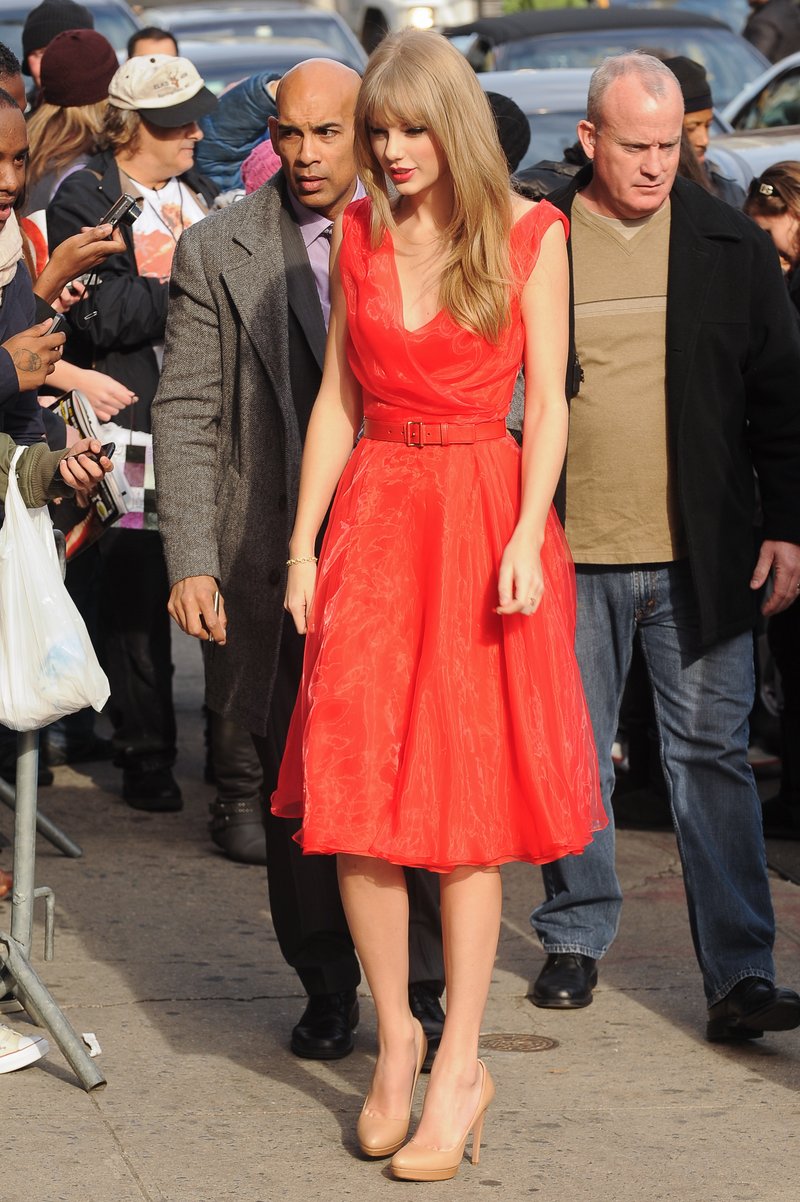 Taylor Swift at Billboard Women In Music — photo 211