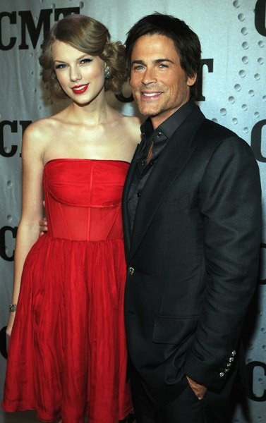 Taylor Swift at CMT Artists of the Year — photo 58