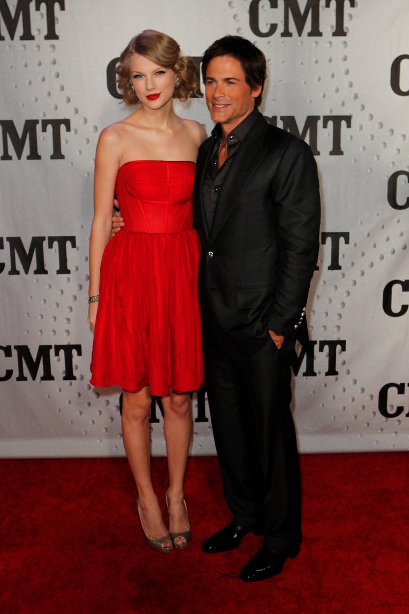 Taylor Swift at CMT Artists of the Year — photo 100