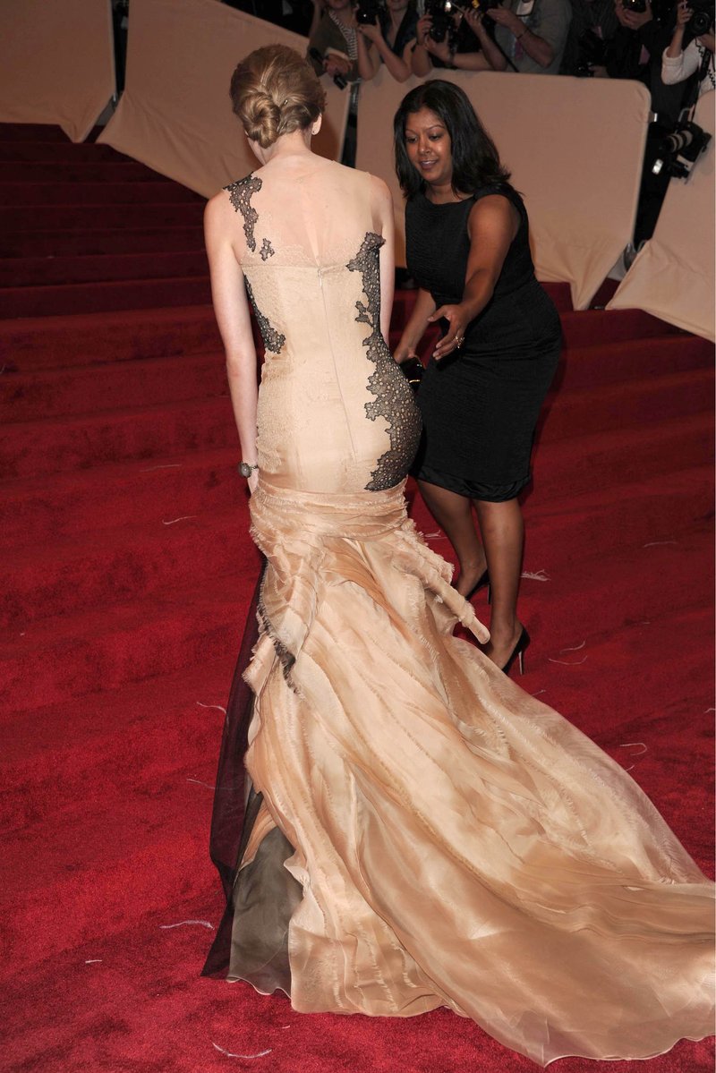 Taylor Swift at 2011 Costume Institute Gala — photo 78