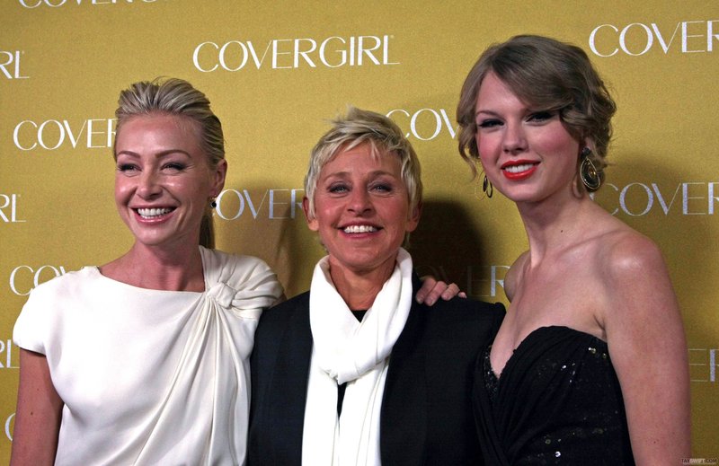 Taylor Swift at CoverGirl 50th Anniversary Party — photo 16