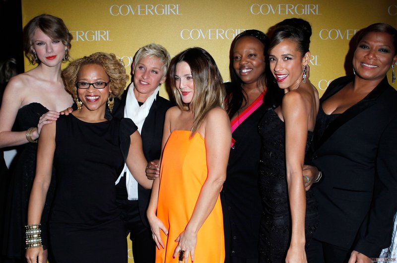 Taylor Swift at CoverGirl 50th Anniversary Party — photo 71