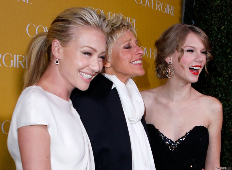 Taylor Swift at CoverGirl 50th Anniversary Party — photo 74